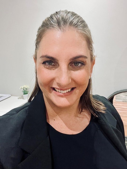 DR. SARAH-LYNNE TENNANT